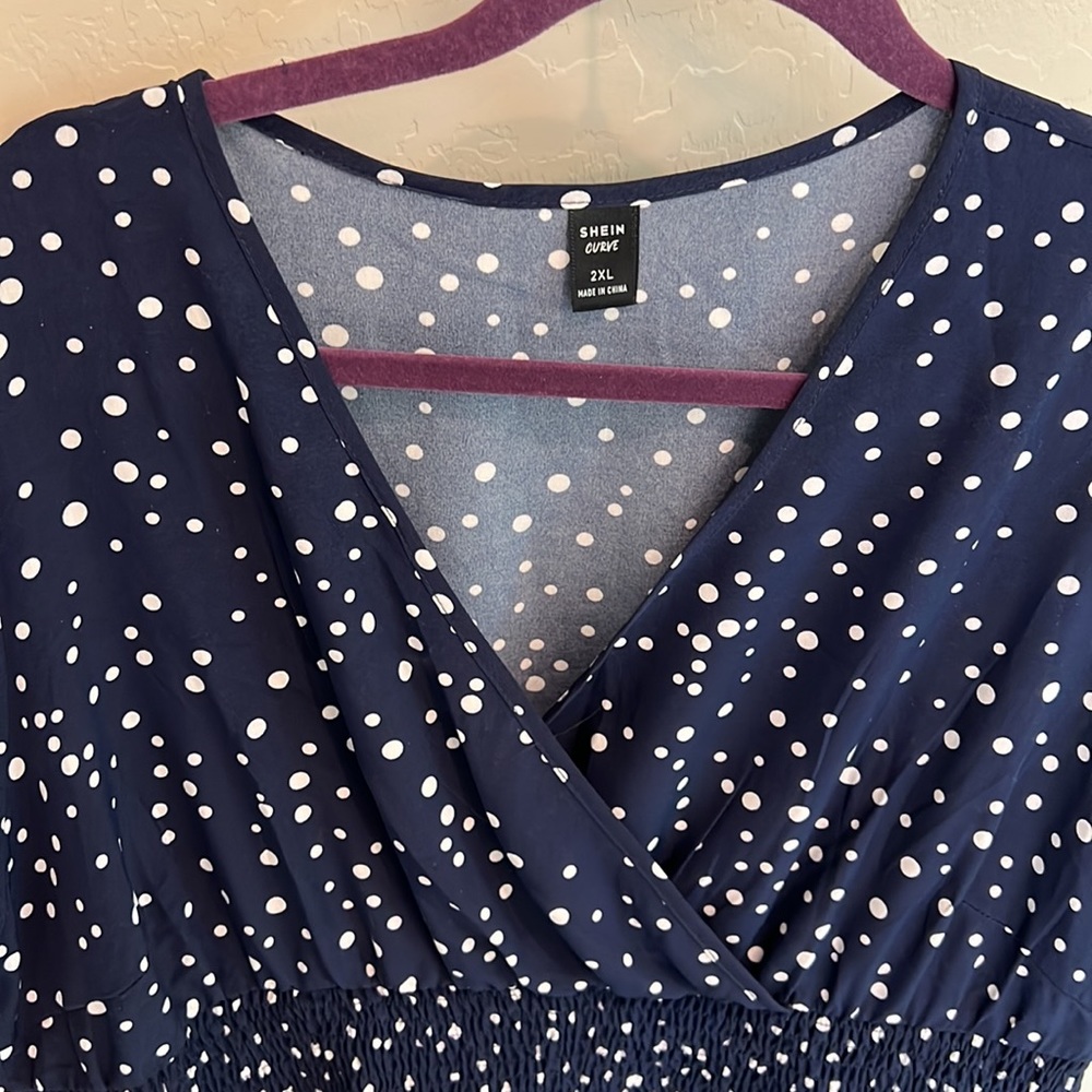 NWOT Blue with white Polka dots short sleeve dress 2XL - Picture 2 of 2